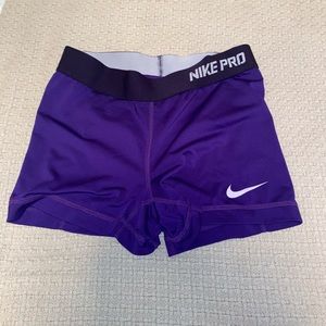 Nike pros shorts